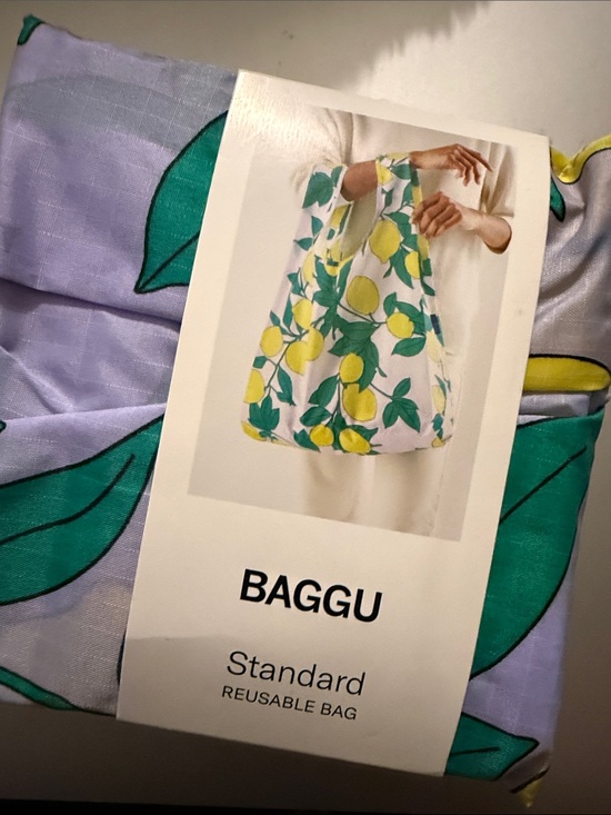 BAGGU Handbags - BAGGU Lemon Print Standard Reusable Bag - Purple/Green/Yellow RARE